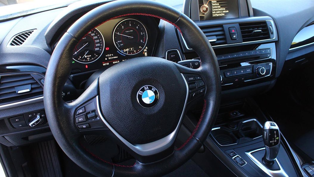 BMW Série 1 116 d Line Sport Auto de 2016