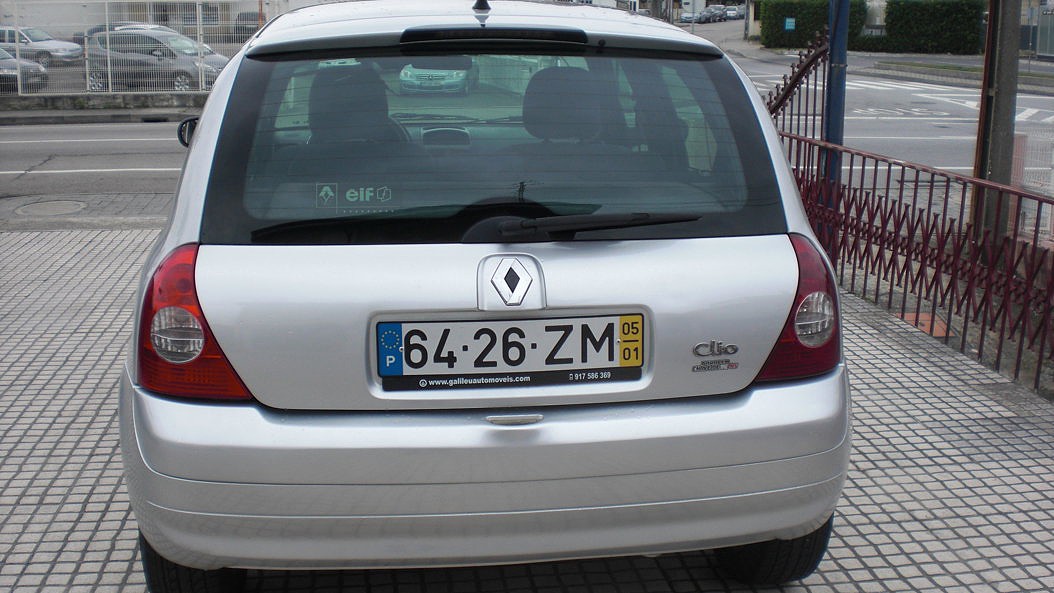 Renault Clio 1.2 16V Tech´Road de 2005