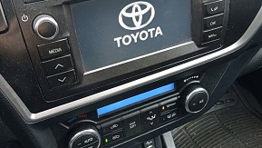 Toyota Auris 1.4 D-4D Comfort+P.Sport de 2015