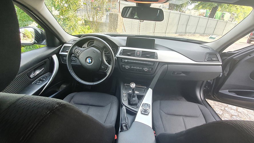 BMW Série 3 318 d Touring de 2012