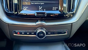 Volvo XC60 2.0 T8 PHEV Momentum Plus AWD de 2020