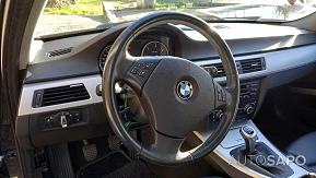 BMW Série 3 320 d Navigation de 2010