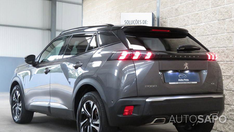 Peugeot 2008 1.2 PureTech GT EAT8 de 2021