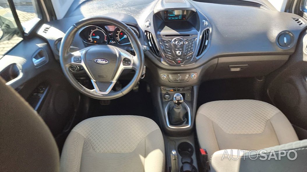 Ford Tourneo Courier 1.5 TDCi Titanium de 2018