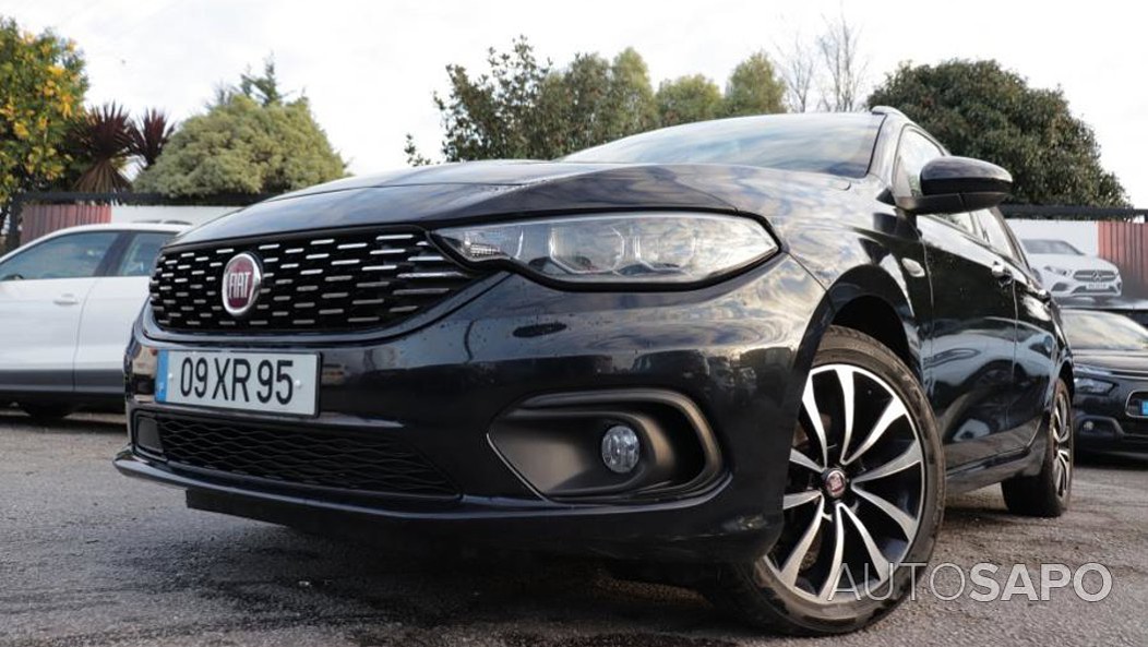 Fiat Tipo 1.3 M-Jet Lounge J17 de 2019