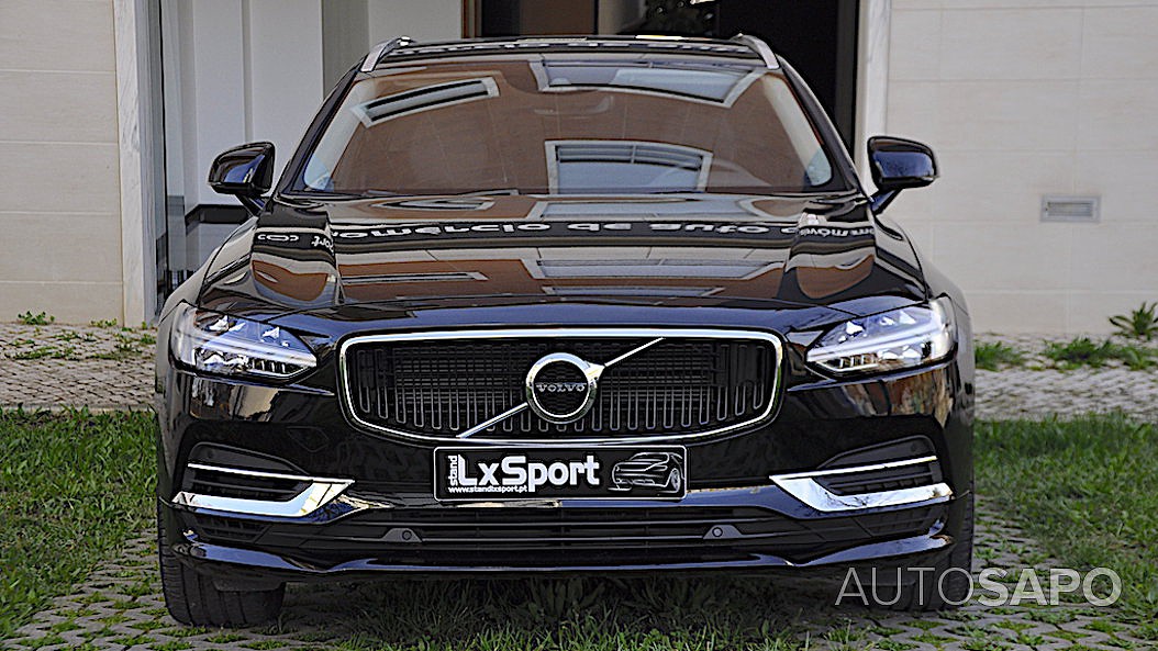 Volvo V90 2.0 T8 Momentum Plus AWD Geartronic de 2020