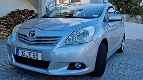 Toyota Verso 2.0 D-4D de 2010