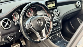 Mercedes-Benz Classe CLA 200 AMG Line Aut. de 2013