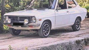 Datsun 1200 Sedan 2 Portas de 1973