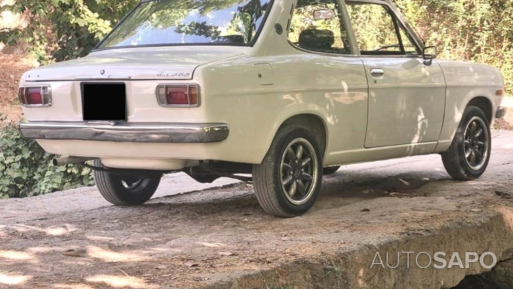 Datsun 1200 Sedan 2 Portas de 1973