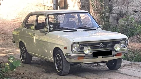 Datsun 1200 Sedan 2 Portas de 1973