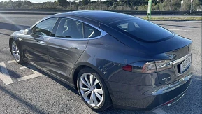 Tesla Model S 85D de 2016