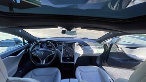 Tesla Model S 85D de 2016