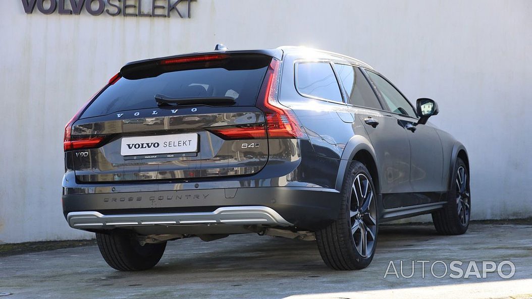 Volvo V90 Cross Country de 2023