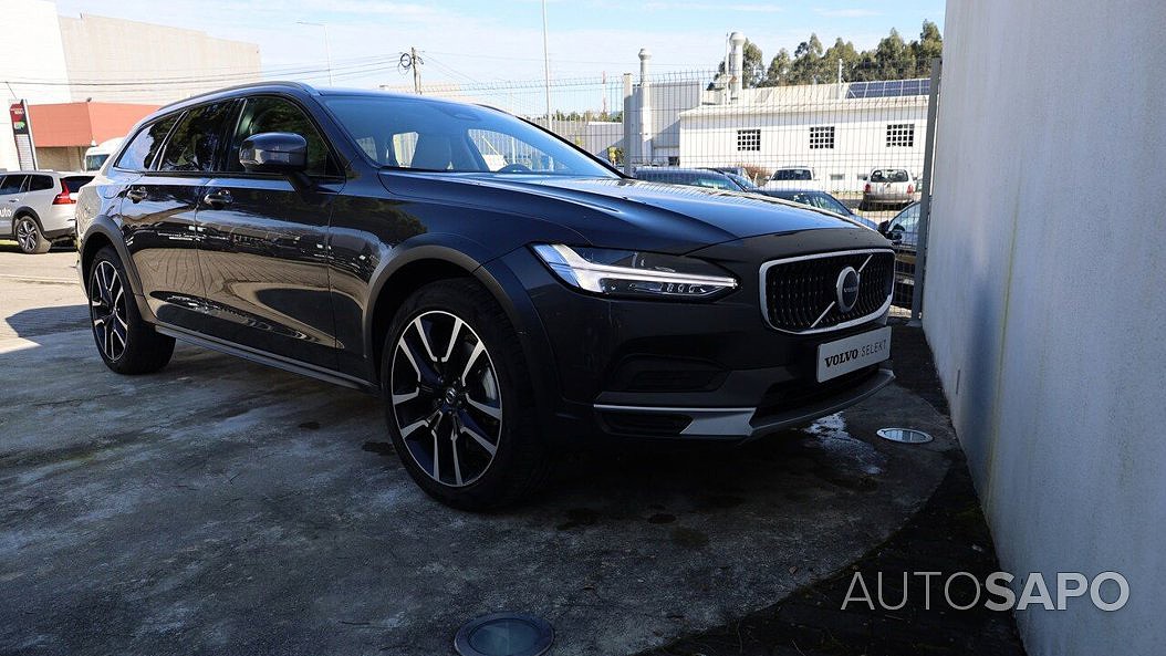 Volvo V90 Cross Country de 2023