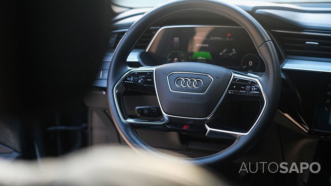 Audi e-tron 50 quattro S line de 2020