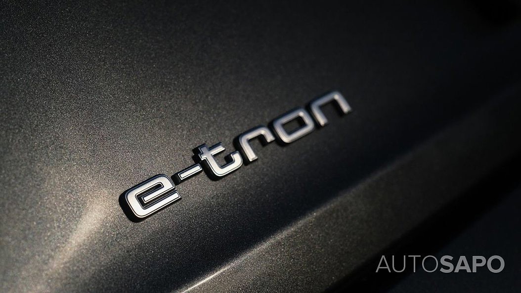 Audi e-tron 50 quattro S line de 2020