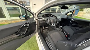 Peugeot 208 1.2 PureTech Style de 2018