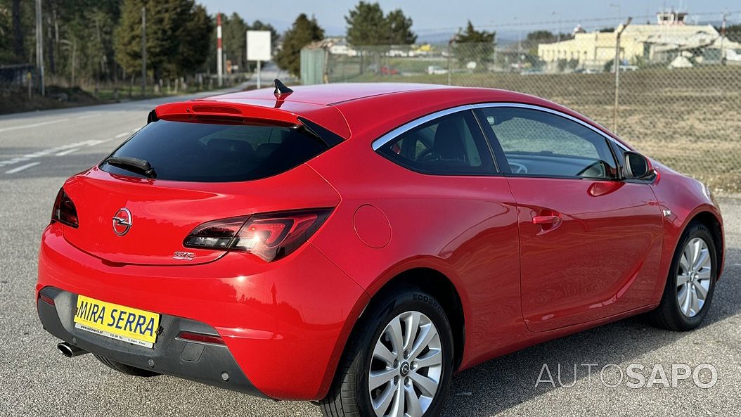 Opel Astra de 2012