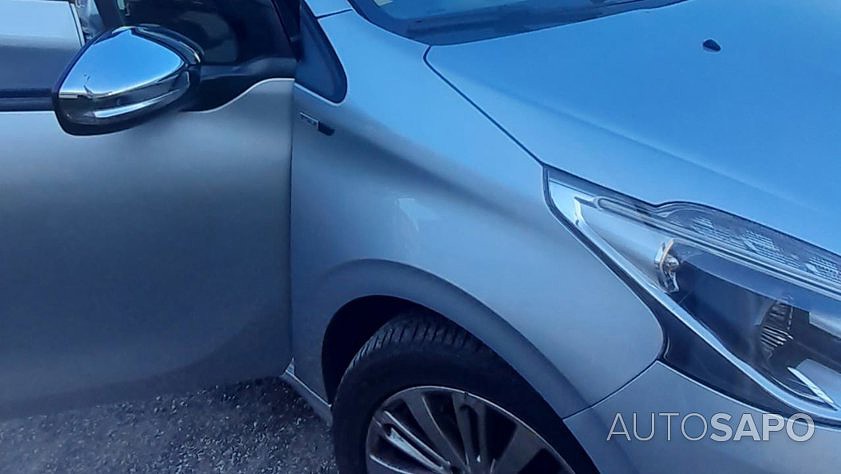 Peugeot 208 1.2 PureTech Style de 2017