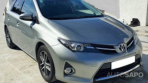 Toyota Auris 2.0 D-4D Sol de 2015
