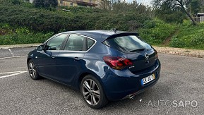 Opel Astra 1.4 T Cosmo de 2010