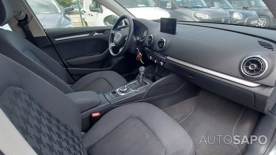 Audi A3 Sportback 2.0 TDI Advance S-tronic 116g de 2014