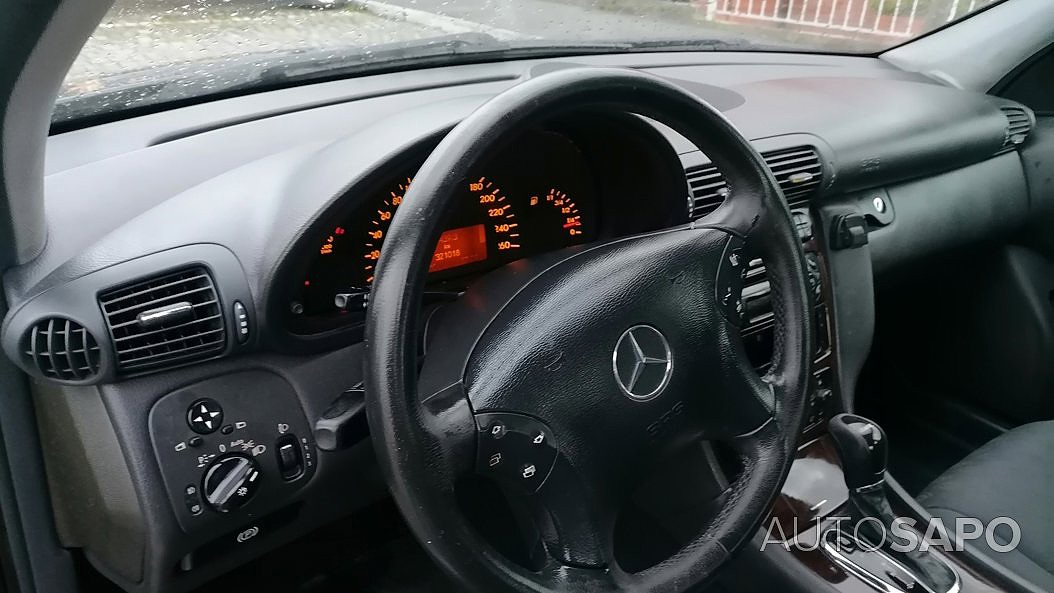 Mercedes-Benz Classe C 200 CDi Classic Aut. de 2005