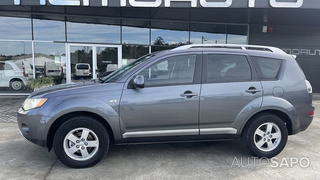 Mitsubishi Outlander 2.0 DI-D Instyle 4WD de 2009