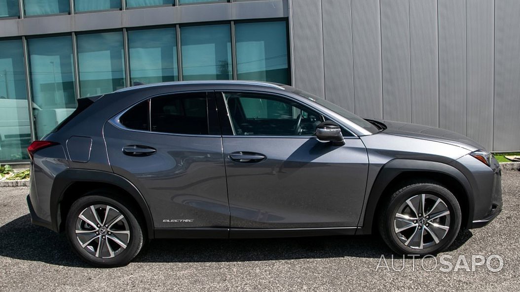 Lexus UX 300e Luxury de 2021