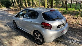 Peugeot 208 1.2 PureTech Allure de 2018