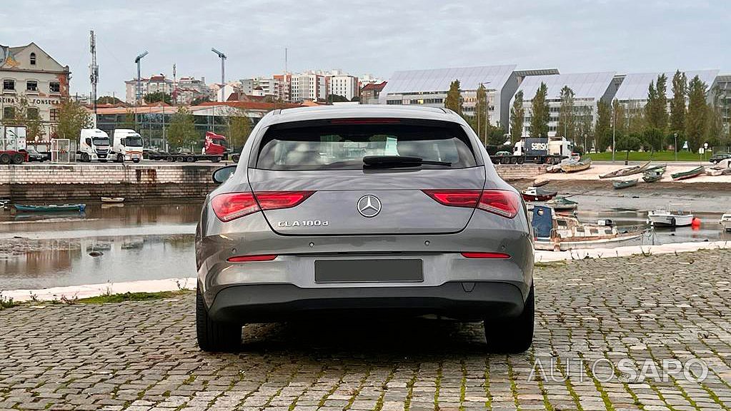 Mercedes-Benz Classe CLA 180d Shooting Brake Progressive de 2020