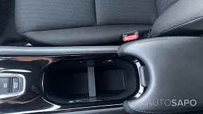 Honda HR-V 1.6 i-DTEC Elegance + Connect Navi de 2015