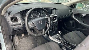 Volvo V40 Cross Country 2.0 D2 Momentum de 2017