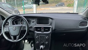 Volvo V40 Cross Country 2.0 D2 Momentum de 2017
