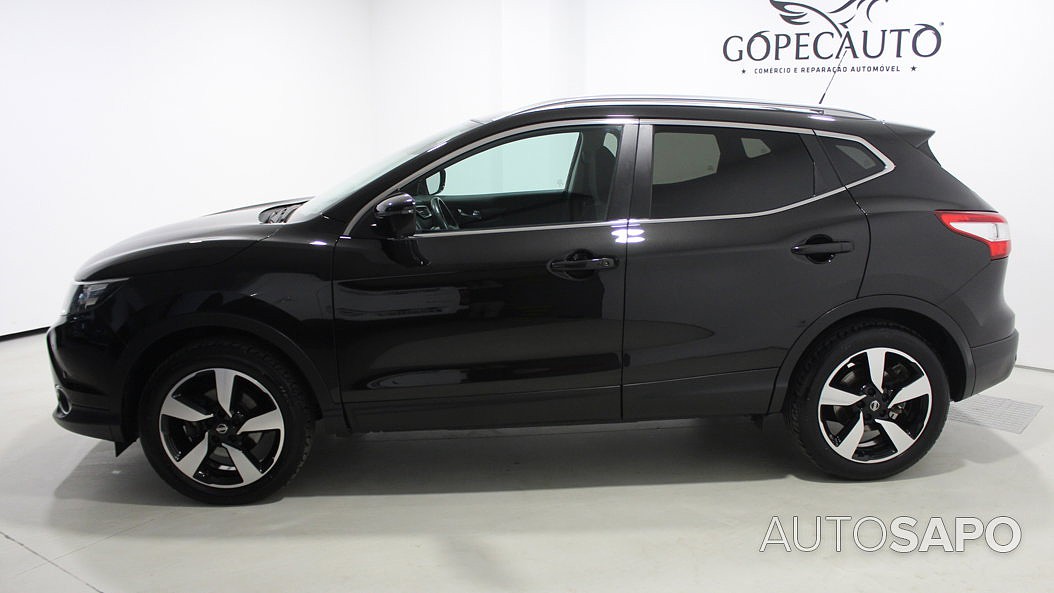 Nissan Qashqai 1.2 DIG-T N-Connecta 18 de 2017