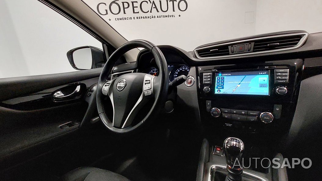 Nissan Qashqai 1.2 DIG-T N-Connecta 18 de 2017