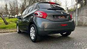 Peugeot 208 de 2015