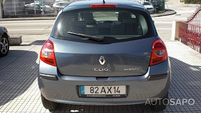 Renault Clio 1.2 16V Confort de 2005
