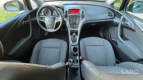 Opel Astra de 2014