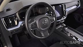 Volvo V60 2.0 D4 Momentum Plus Geartronic de 2020