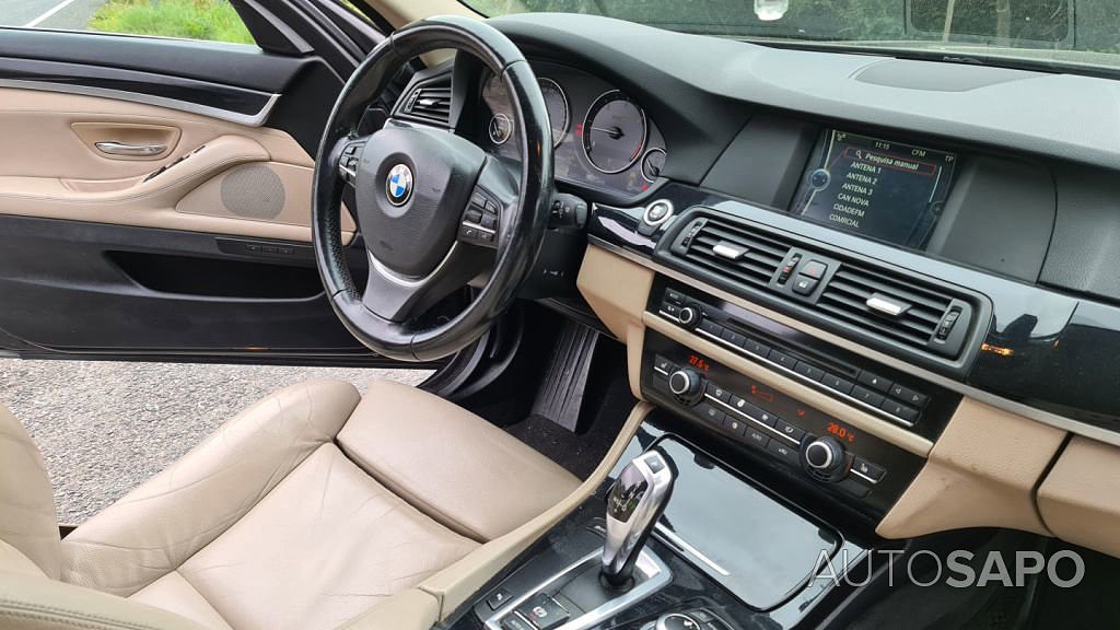 BMW Série 5 520 d Exclusive Auto 123g de 2010