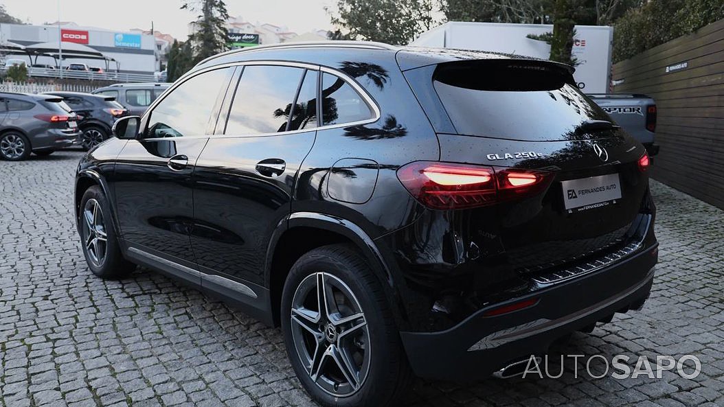 Mercedes-Benz Classe GLA 250 e AMG Line de 2024