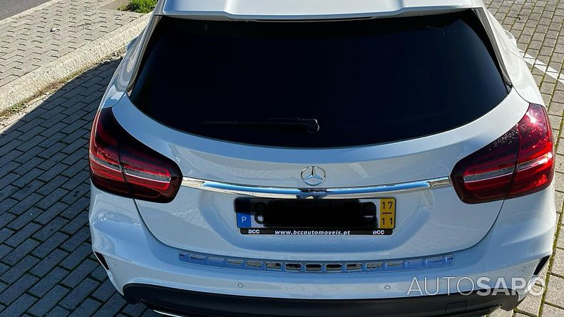 Mercedes-Benz Classe GLA 180 AMG Line Aut. de 2017