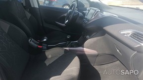 Peugeot 2008 1.2 VTi Active de 2014