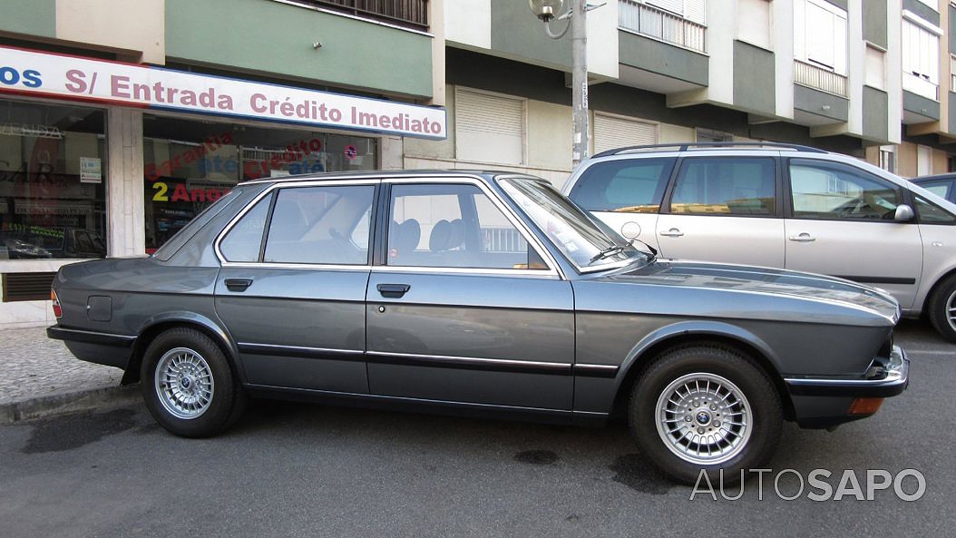 BMW Série 5 de 1983