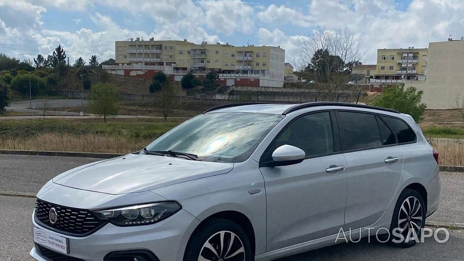 Fiat Tipo 1.3 M-Jet Lounge Tech J17 de 2020