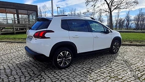 Peugeot 2008 1.2 PureTech Allure de 2016