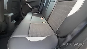 Peugeot 2008 1.2 PureTech Allure de 2016