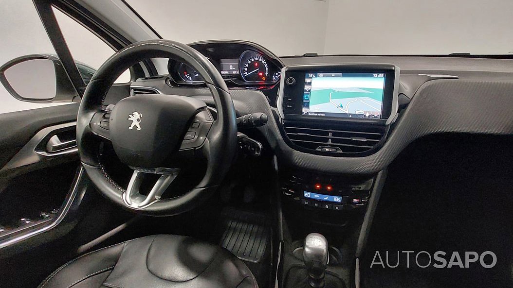 Peugeot 2008 1.6 BlueHDi Allure de 2015